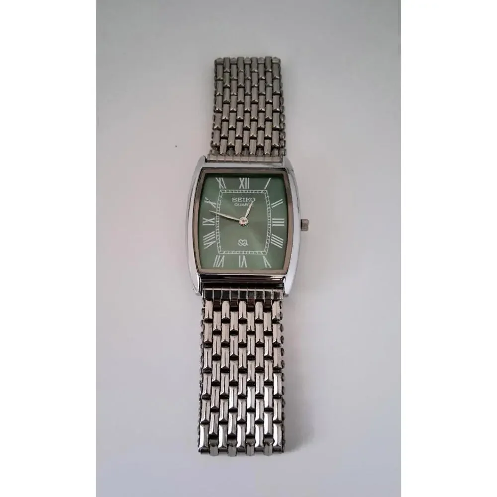 💁🏽‍♂️ Men's Vintage Seiko Barrel/Tonneau‎ Stainless Steel Tank RARE